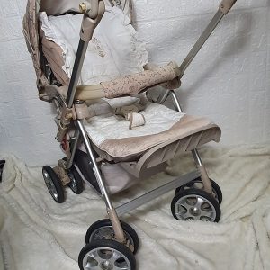 Xe nôi cho bé sơ sinh rộng lớn