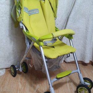 Xe đẩy thanh lý Combi Well Flat du lịch siêu nhẹ màu xanh lá