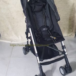 Xe đẩy em bé Aprica Stick thanh lý màu đen đẹp
