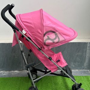 Xe đẩy gấp gọn như cây dù Cybex