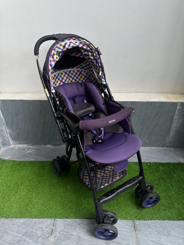 Aprica Karon Plus High Seat thanh lý